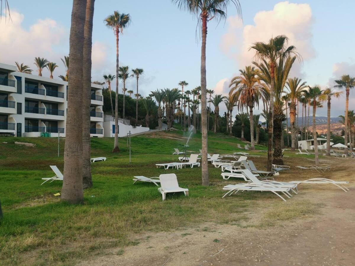 Serenity Corner Paphos Extérieur photo